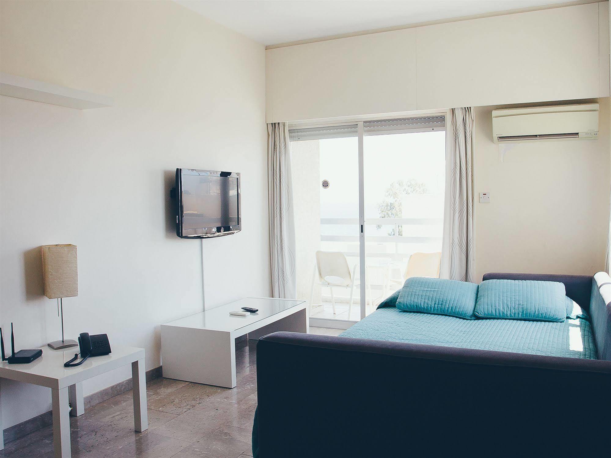 Vega Apartments Lemesós Eksteriør bilde