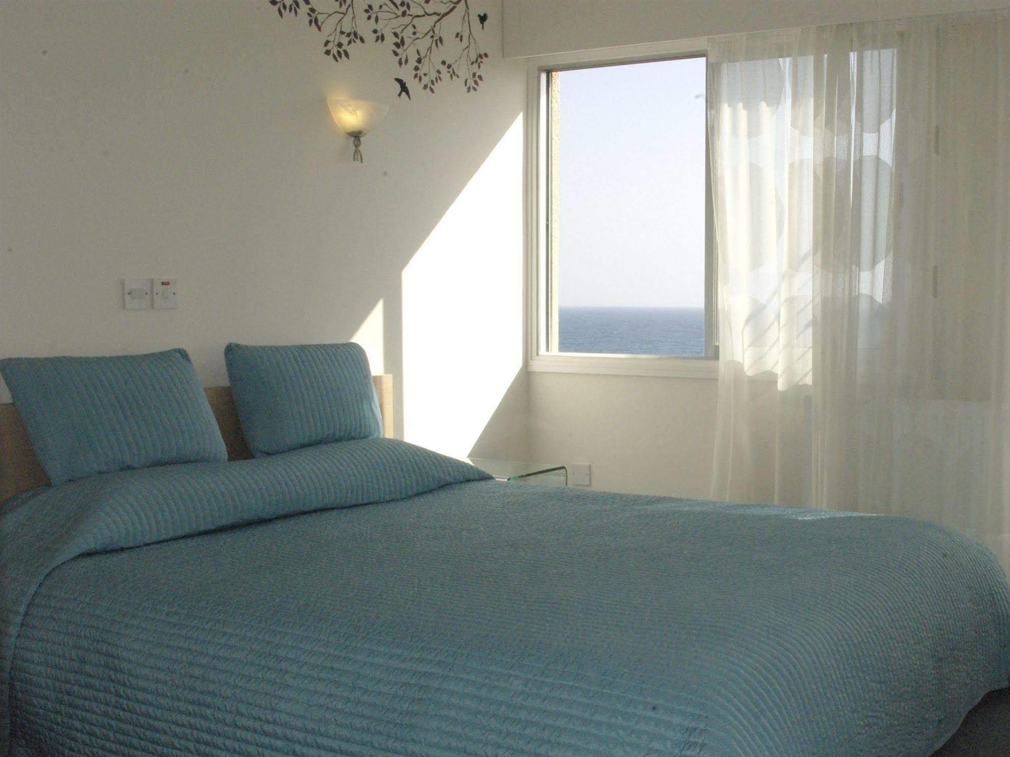 Vega Apartments Lemesós Eksteriør bilde
